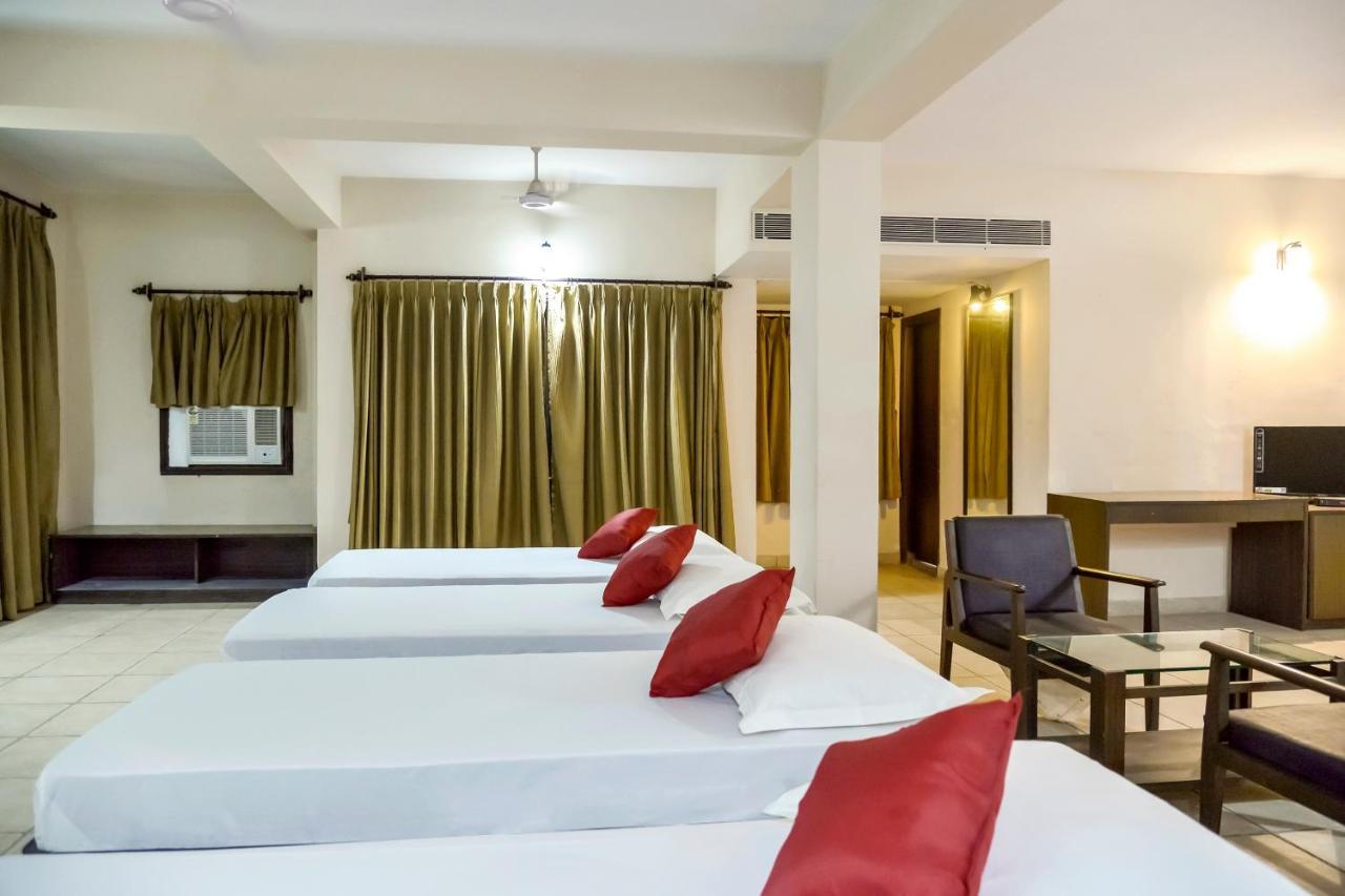 Oyo 15149 Hotel Ajoy Minar マンダーマニ エクステリア 写真