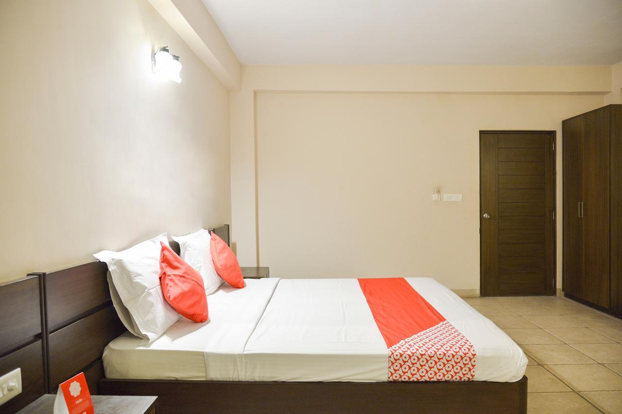 Oyo 15149 Hotel Ajoy Minar マンダーマニ エクステリア 写真
